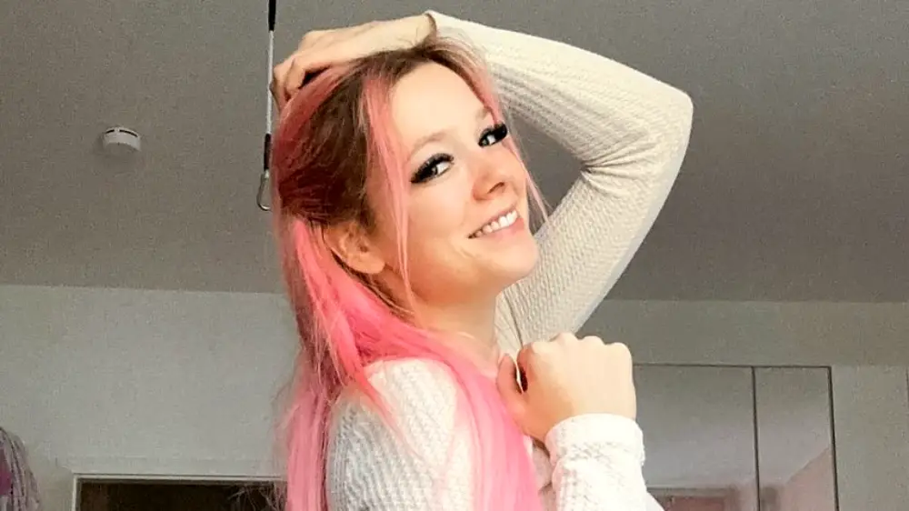 Anne Wünsche Fapello
